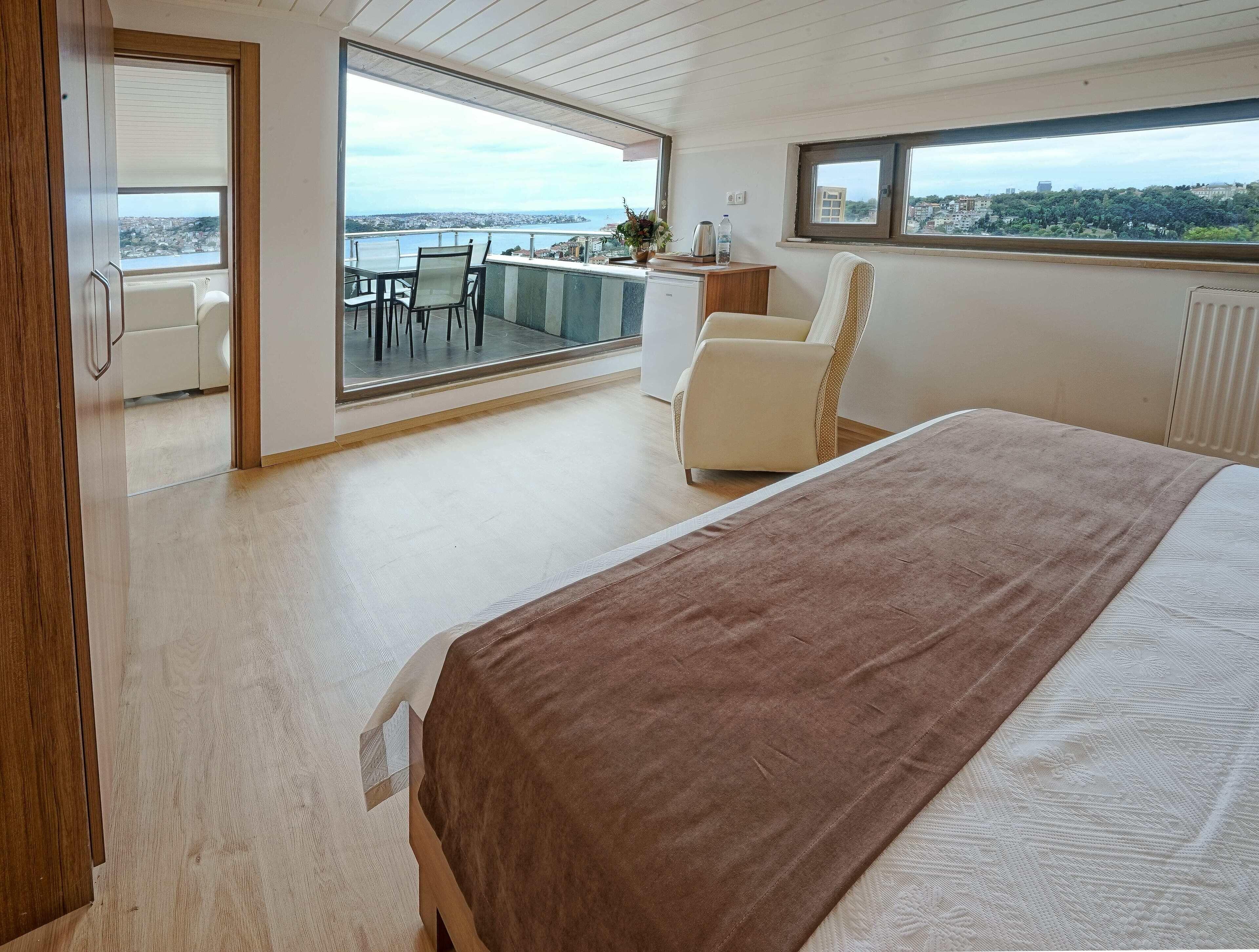 Class Hotel Bosphorus With Jacuzzi — Photos 3